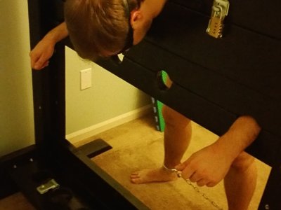 Bondage sub Sentenced to Time in the Stocks
